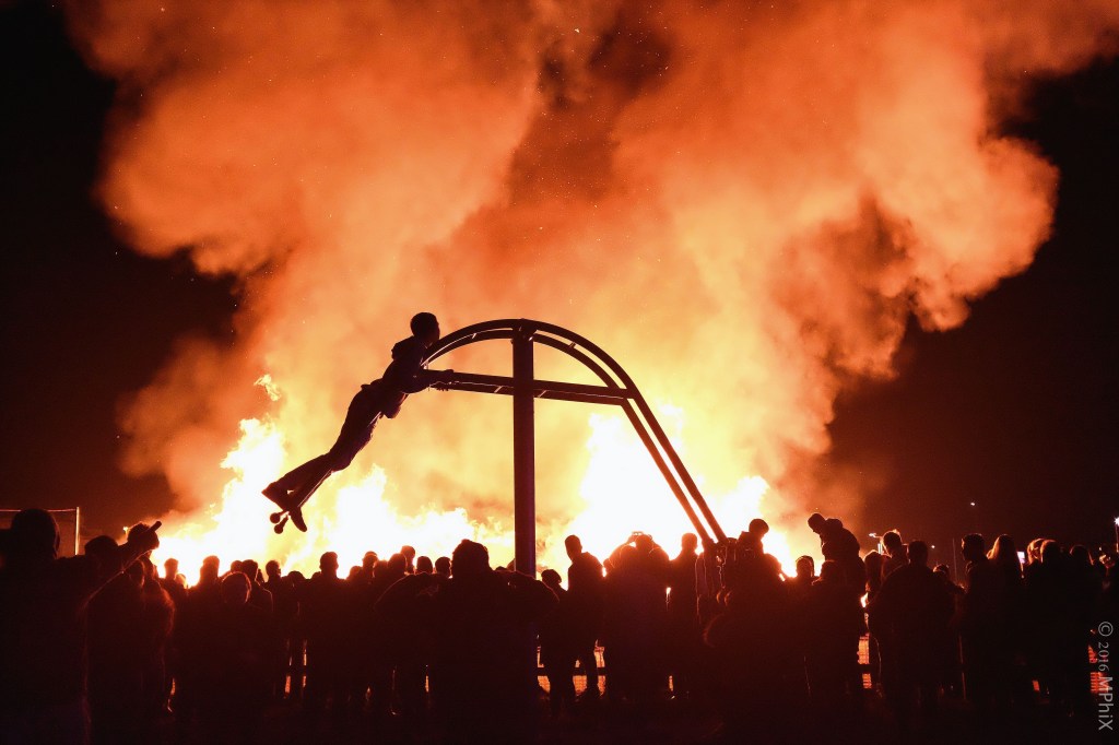 littlehampton-bonfire-2016mphix